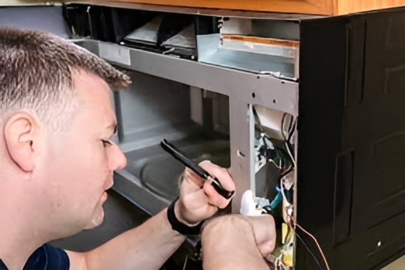 Buld-in Microwave Repair in Raleigh